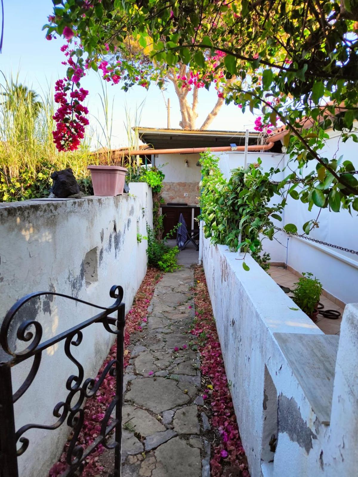Residence Vulcano Cottage ภายนอก รูปภาพ